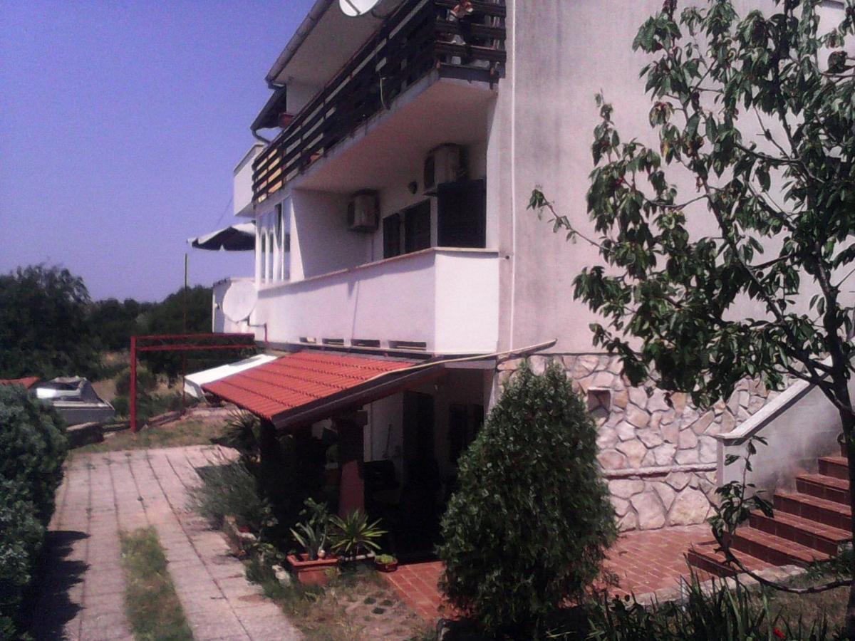 Apartman Mirko พูลา ภายนอก รูปภาพ