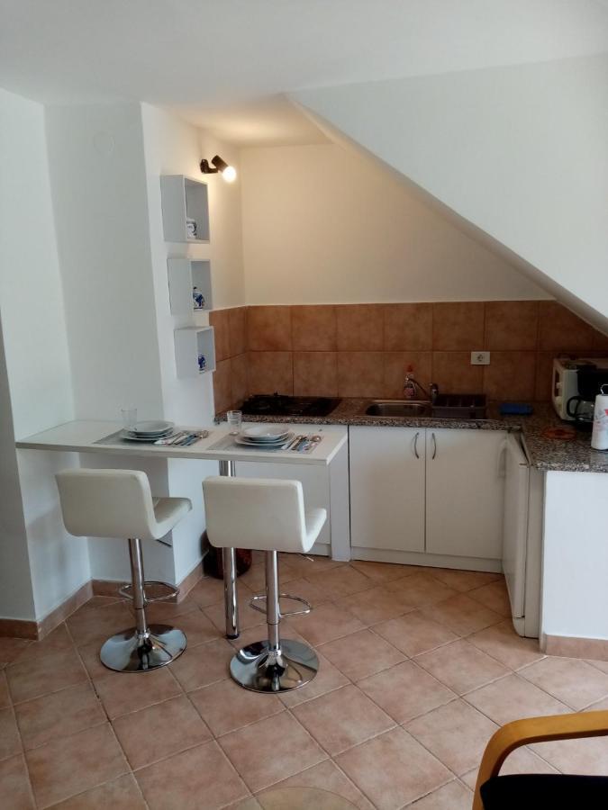 Apartman Mirko พูลา ภายนอก รูปภาพ