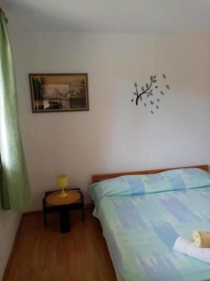 Apartman Mirko พูลา ภายนอก รูปภาพ